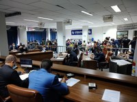Orçamento Municipal e alterações no Código Tributário são aprovados pela Câmara de Fabriciano.